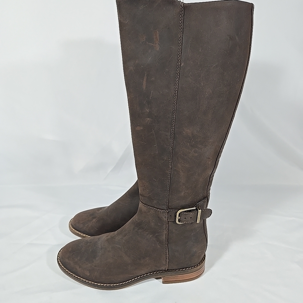 Clarks Women's 6 Brown Leather Tall Boots Buckles Riding Side Zip Size 6 M NWOB
